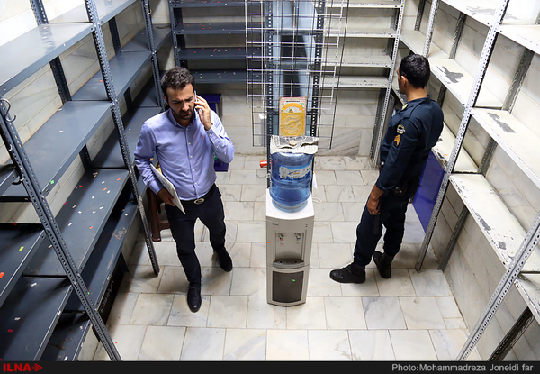 مروی تخلیه شد/ ریملهای خارجی که در ورامین تولید میشد/ مواد غذایی خطرناک برای سلامتی مروی تخلیه شد/ ریملهای خارجی که در ورامین تولید میشد/ مواد غذایی خطرناک برای سلامتی