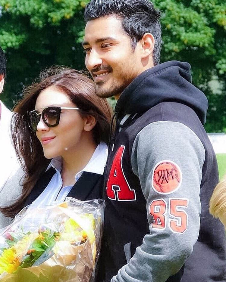 رضا قوچان نژاد در کنار همسرش (تصویر) رضا قوچان نژاد در کنار همسرش (تصویر)