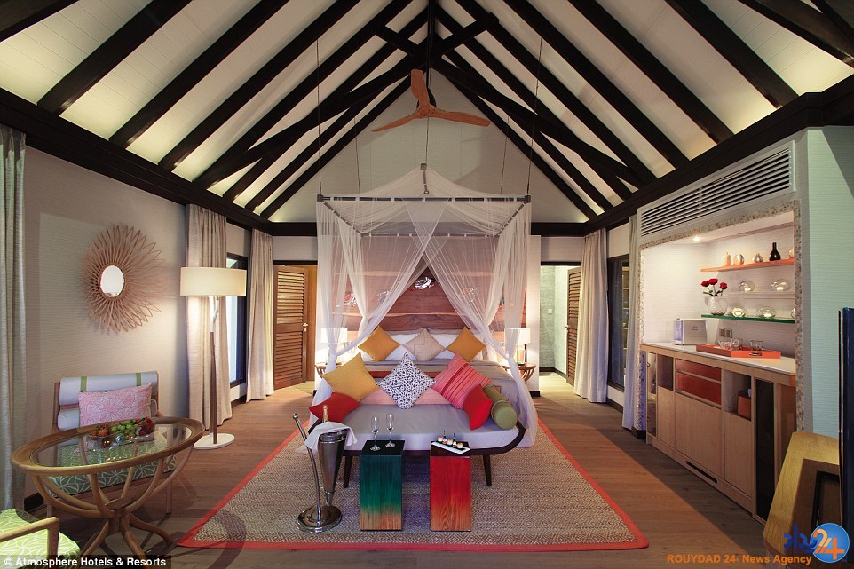 رستوان بی نظیر مالدیو در زیر دریایی (تصاویر)