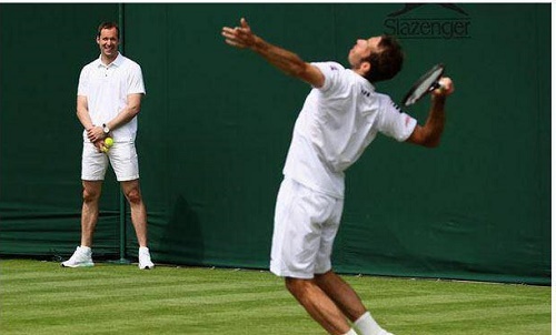 بازیکن معروف دنیا توپ جمع کن شد!