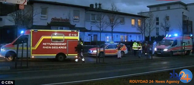 مهاجر سوری در کلن، سه فرزند خود را از پنجره بیرون انداخت