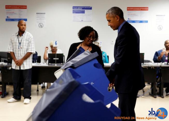 اوباما رای خود را به صندوق انداخت اوباما رای خود را به صندوق انداخت