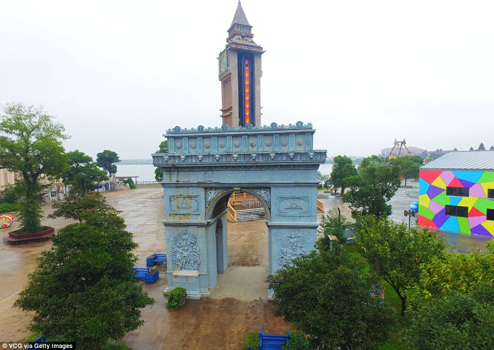 دور دنیا در یک روز (تصاویر)