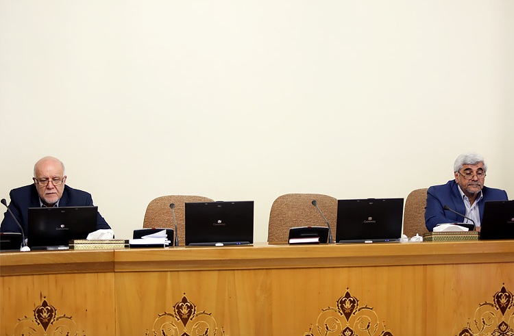جای خالی جنتی و گودرزی در جلسه هیات دولت یک روز پس از استعفا (تصویر)