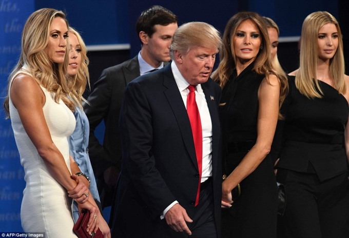 آخرین رویارویی ترامپ و کلینتون (تصاویر)