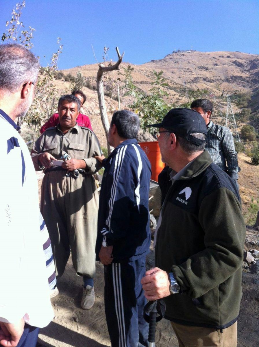 کوهنوردی احمدی‌نژاد بعد از اعلام عدم کاندیداتوری‌اش در انتخابات(تصویر)