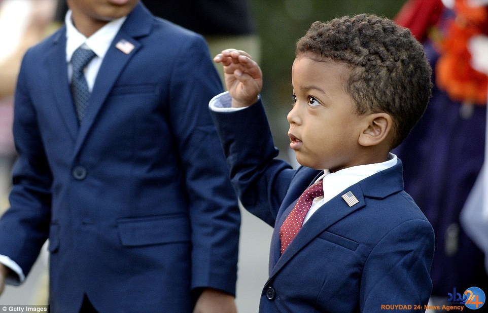 میشل و باراک اوباما میزبان میهمانی هالووین کودکان در کاخ سفید (تصاویر) میشل و باراک اوباما میزبان میهمانی هالووین کودکان در کاخ سفید (تصاویر)