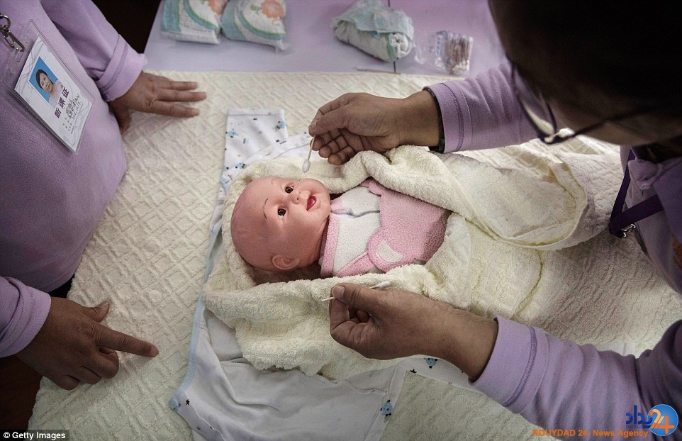 در دانشگاه بچهداری چین چه خبر است؟ (تصاویر) در دانشگاه بچهداری چین چه خبر است؟ (تصاویر)