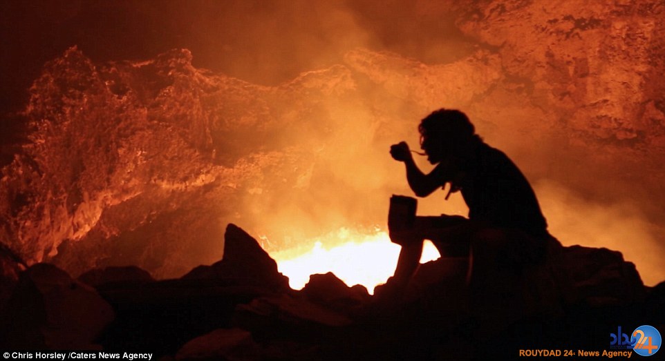 عکاسی که برای ثبت تصاویر منحصربه‌فرد جانش را به خطر انداخت (تصاویر)