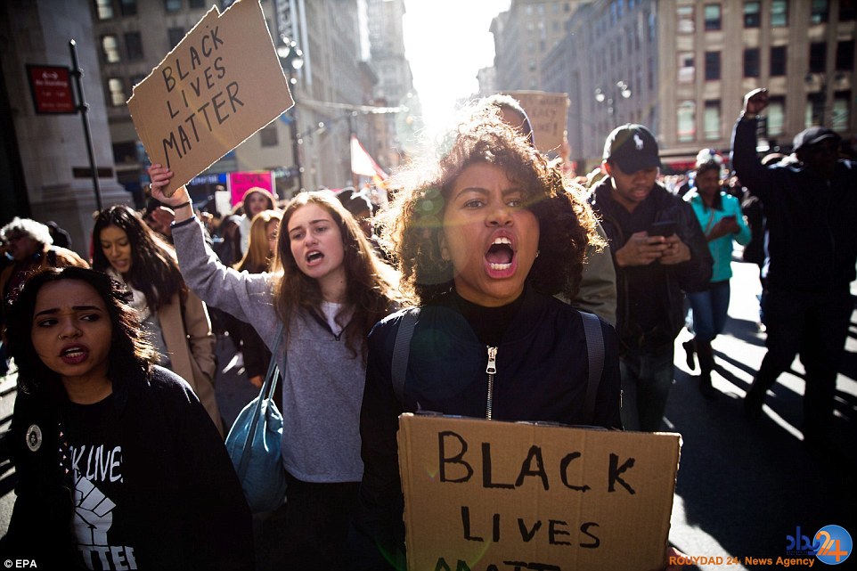 گسترش اعتراضات ضدترامپ در سرتاسر آمریکا (تصاویر) گسترش اعتراضات ضدترامپ در سرتاسر آمریکا (تصاویر)