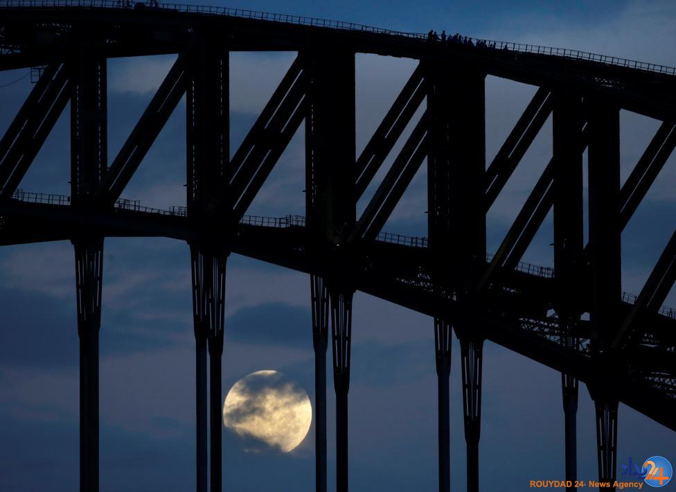 نگاهی به ابرماه از اقصی نقاط جهان نگاهی به ابرماه از اقصی نقاط جهان