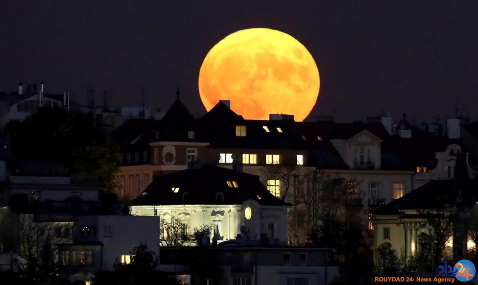 نگاهی به ابرماه از اقصی نقاط جهان نگاهی به ابرماه از اقصی نقاط جهان