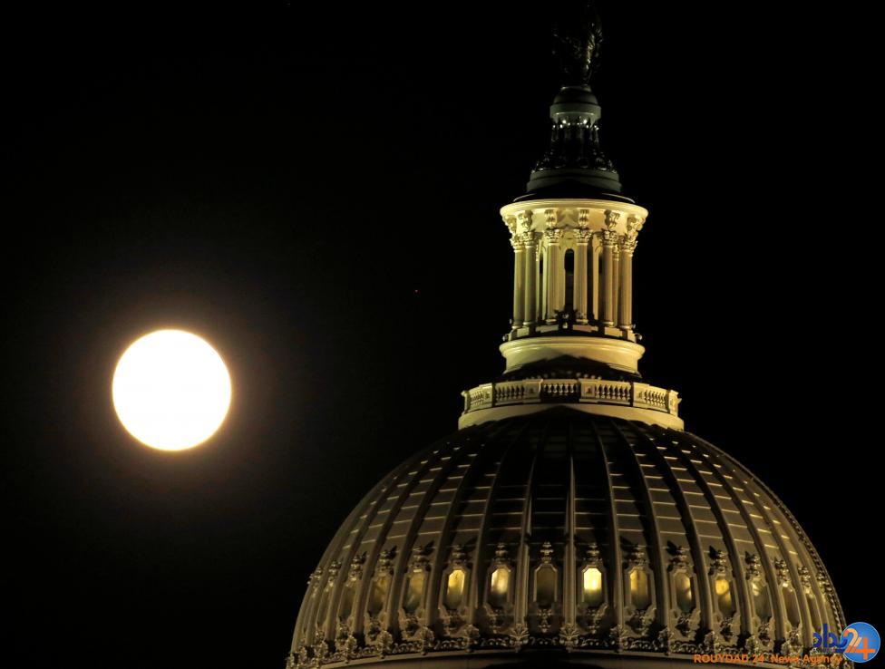 نگاهی به ابرماه از اقصی نقاط جهان نگاهی به ابرماه از اقصی نقاط جهان