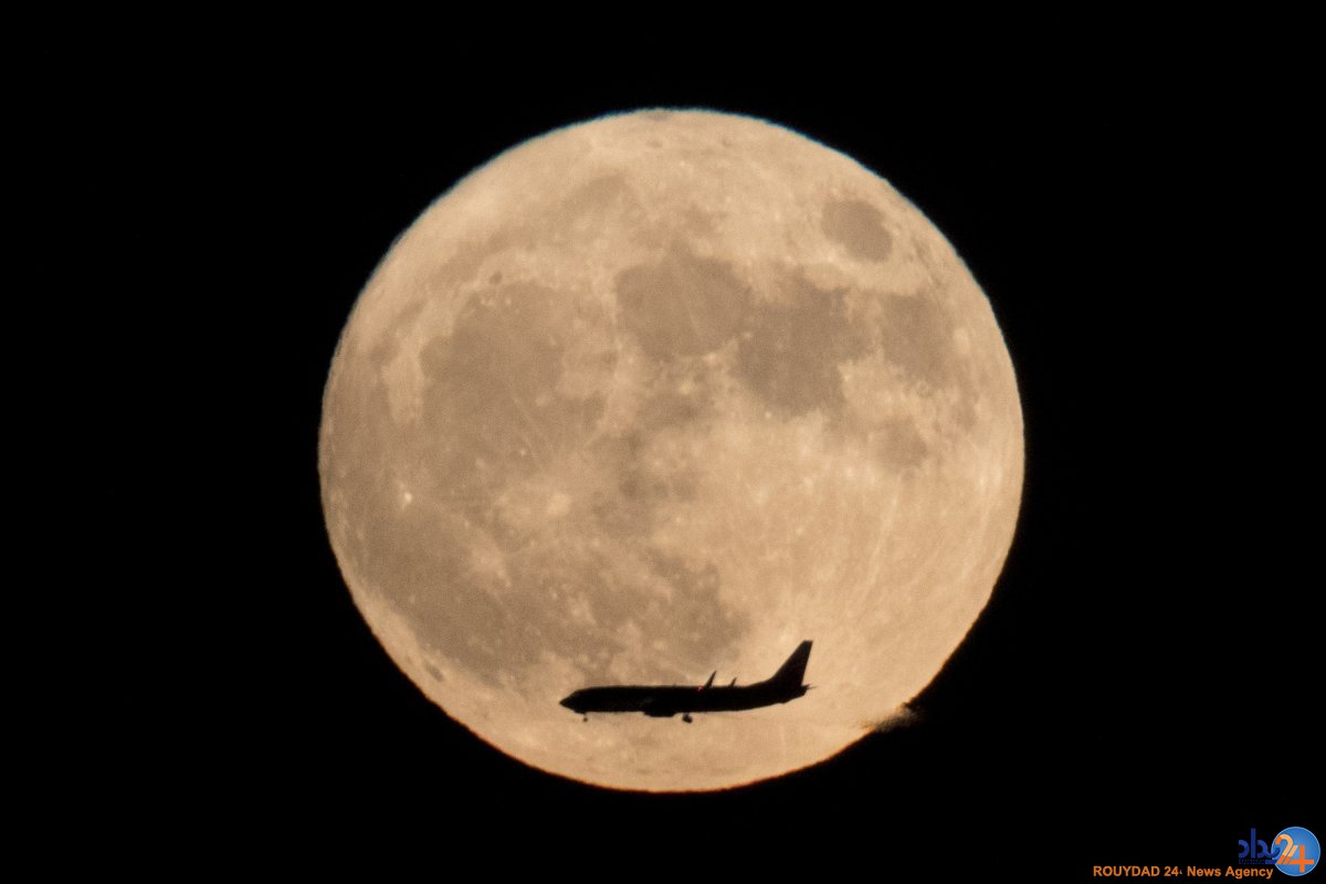 نگاهی به ابرماه از اقصی نقاط جهان نگاهی به ابرماه از اقصی نقاط جهان