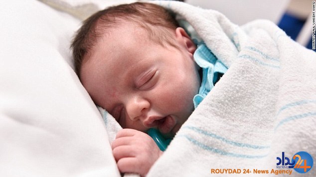 نوزادی که دو بار به دنیا آمد (تصاویر)