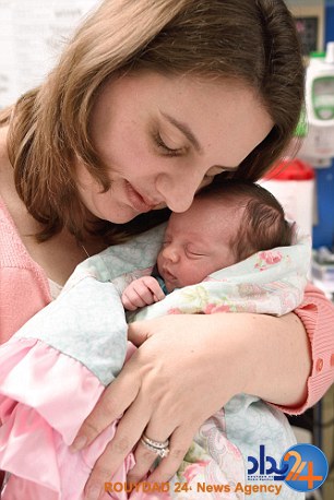 نوزادی که دو بار به دنیا آمد (تصاویر)