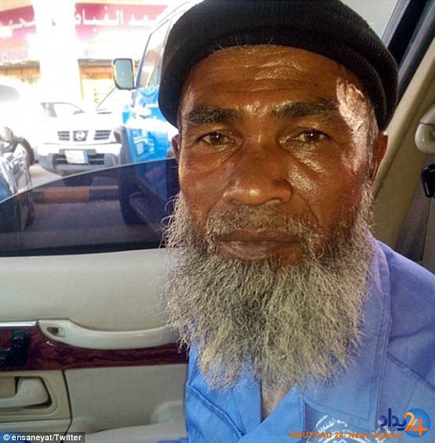 طلا و جواهرات برای رفتگری که مضحکه اینستاگرام شد (تصاویر)