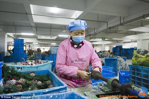 چین تولیدکننده 60 درصد تزئینات کریسمس جهان (تصاویر)