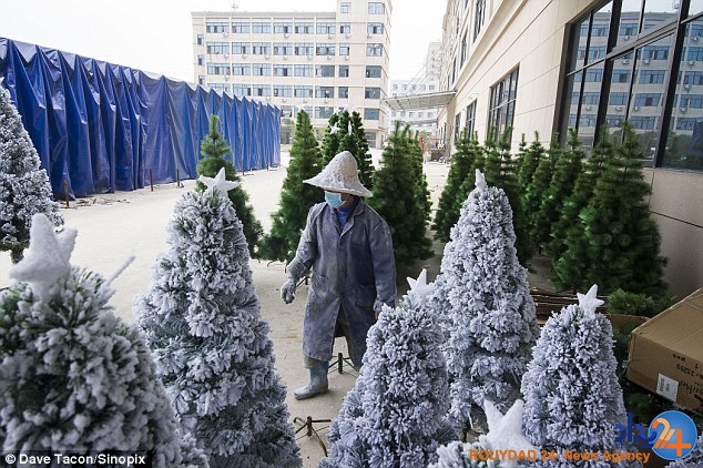 چین تولیدکننده 60 درصد تزئینات کریسمس جهان (تصاویر)