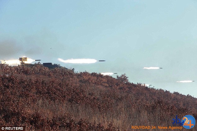 ذوق‌زدگی اون از حمله نظامی به ماکت کاخ ریاست‌جمهوری کره‌جنوبی (تصاویر)