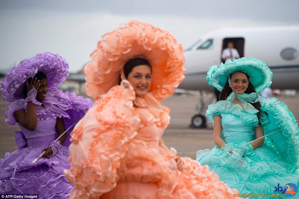 تعجب ترامپ از استقبال عجیب زنان در آلاباما (تصاویر)