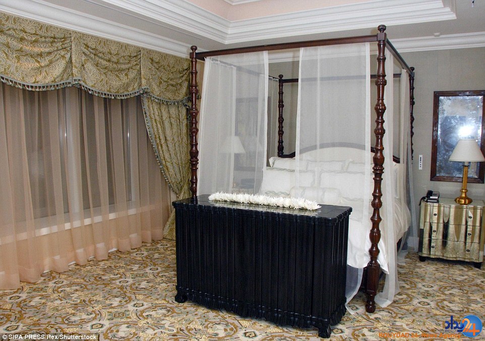 شباهت عجیب خانه مجلل ترامپ به قصر بزرگ صدام (تصاویر)