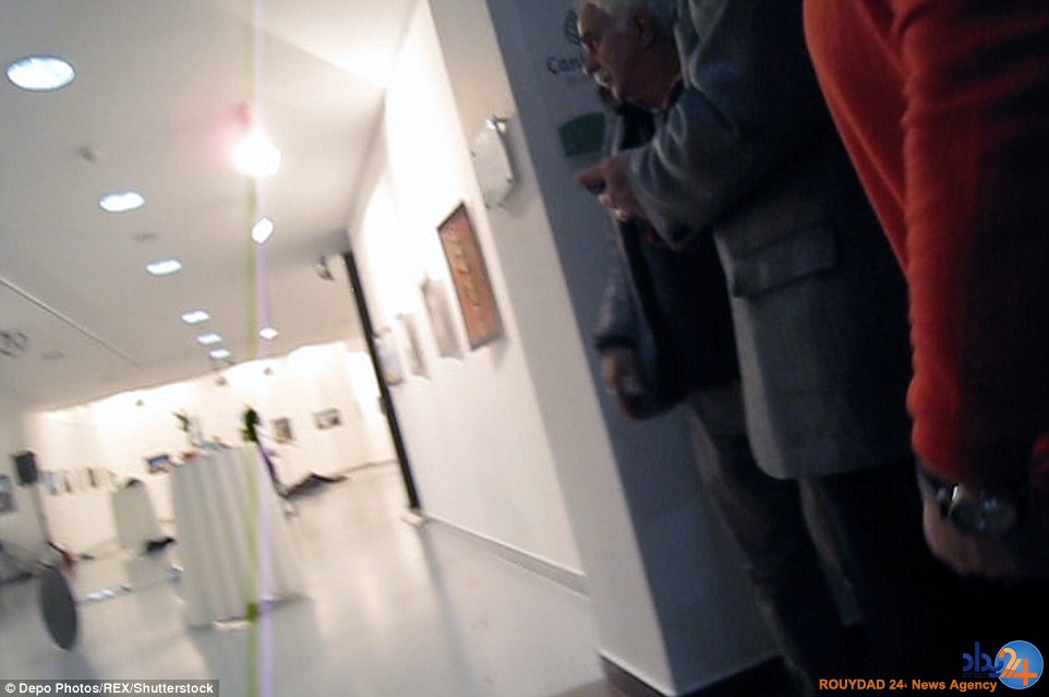 لحظه ترور سفیر روسیه در ترکیه و سوگ مردم (تصاویر)