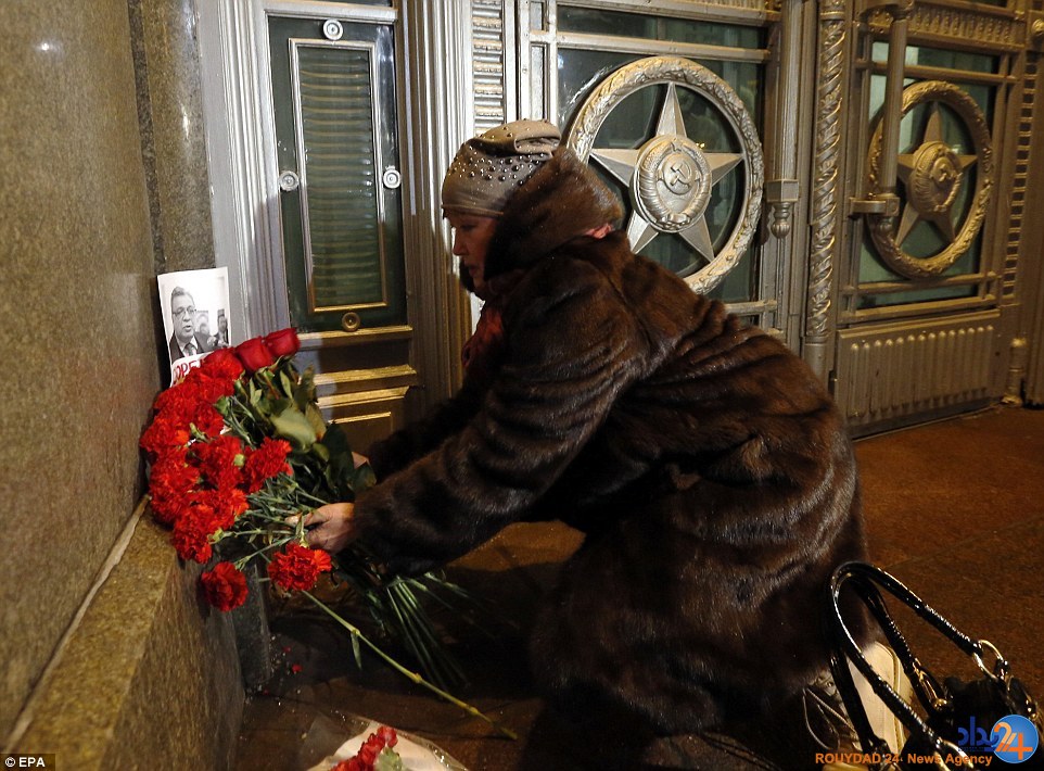 لحظه ترور سفیر روسیه در ترکیه و سوگ مردم (تصاویر)