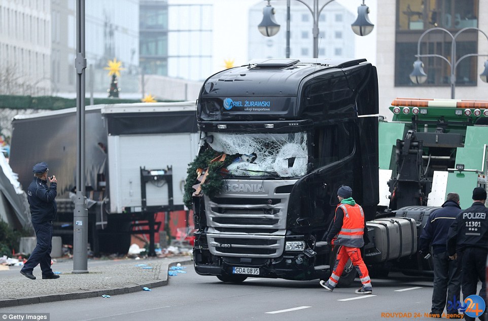 لحظه بازداشت راننده کامیون مرگ برلین (فیلم و تصاویر)