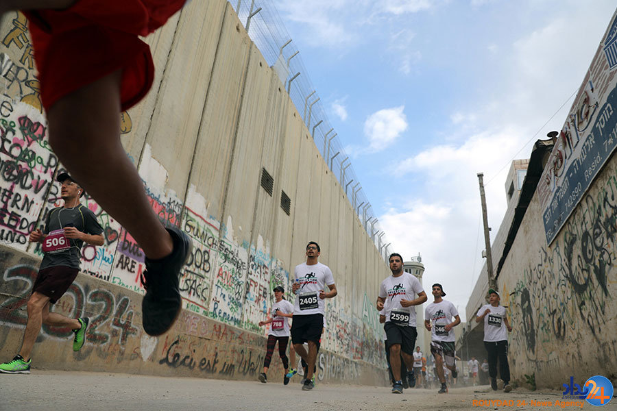 از دوی ماراتون در مرز اسرائیل تا اعتراض در کرانه باختری از دوی ماراتون در مرز اسرائیل تا اعتراض در کرانه باختری