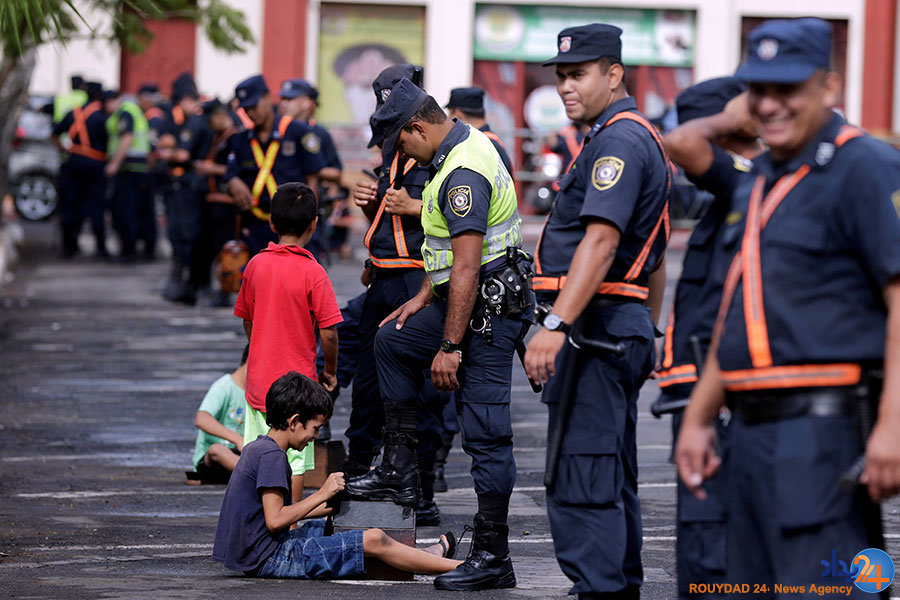 از آتش‌بازی طرفداران بسکتبال تا گردش گربه‌ای در کوله‌پشتی