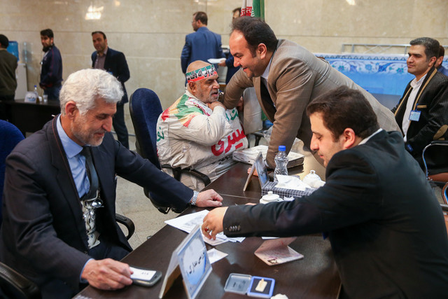 ثبتنام ۷۲ داوطلب تاکنون/حضور اشخاص سرشناس/ حاشیهها،عکس ثبتنام ۷۲ داوطلب تاکنون/حضور اشخاص سرشناس/ حاشیهها،عکس