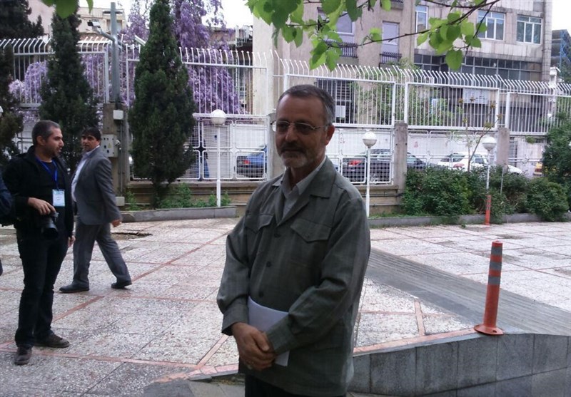 دلیل جوان ۱۹ ساله برای اداره مملکت/ زریبافان در انتخابات ریاستجمهوری ثبتنام کرد دلیل جوان ۱۹ ساله برای اداره مملکت/ زریبافان در انتخابات ریاستجمهوری ثبتنام کرد