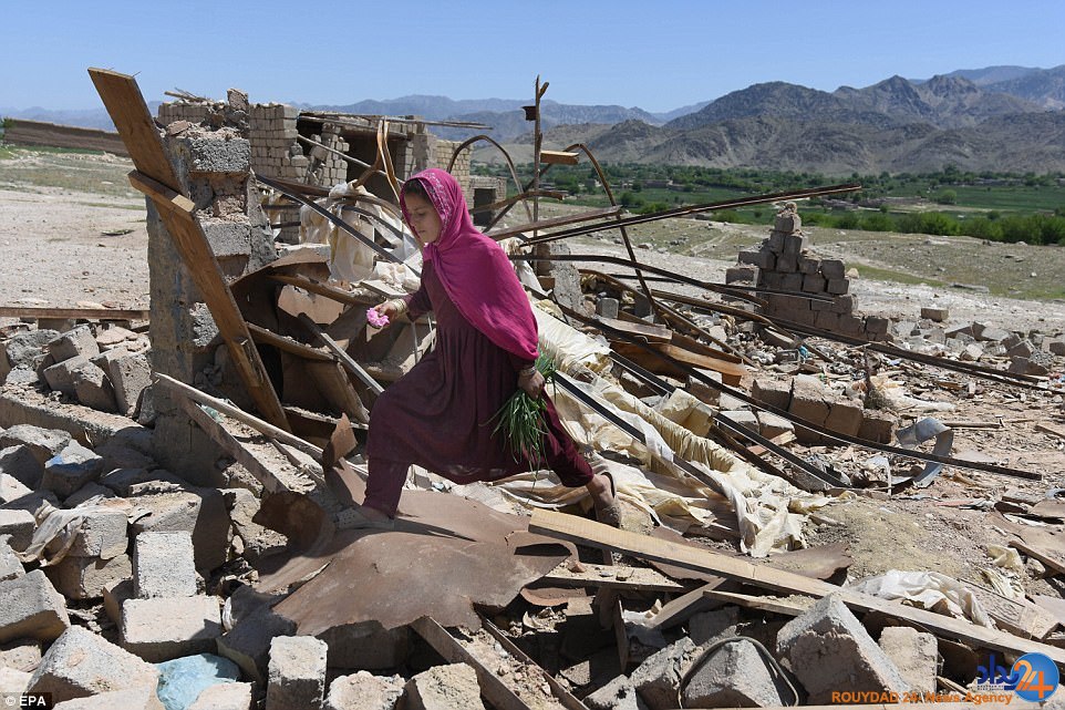افغانستان پس از شلیک «مادر همه بمب‌ها» (تصاویر)