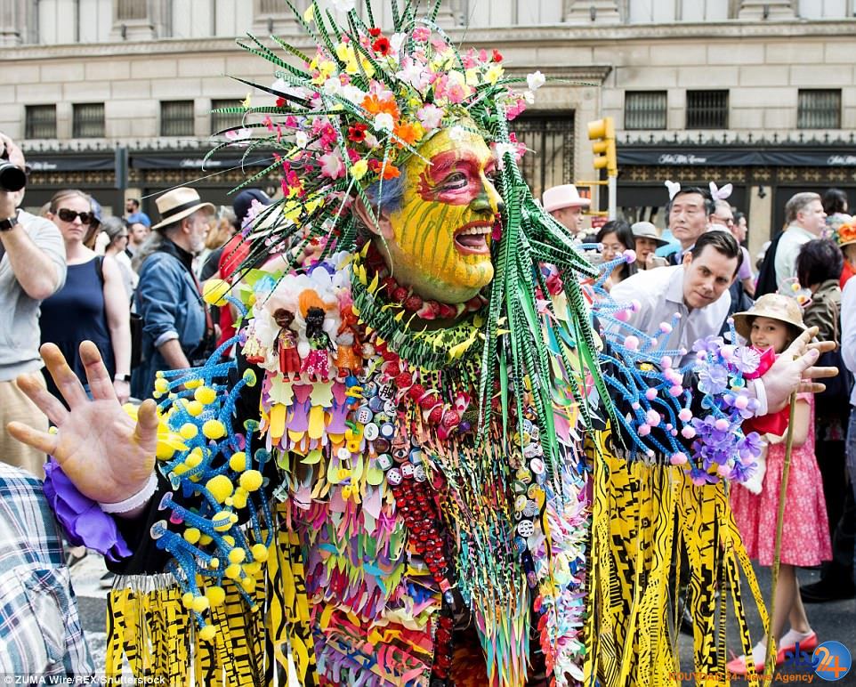 پوشش عجیب و رنگارنگ مردم در رژه یکشنبه عید پاک نیویورک (تصاویر)