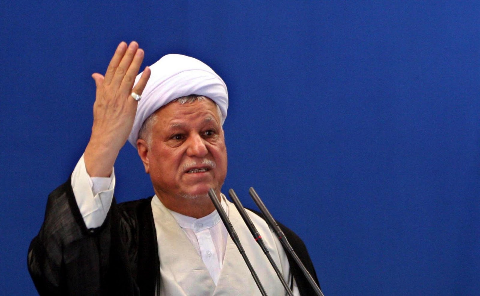 صراط اعتدالی «آیتالله» در مواجهه با خیزشهای اعتراضی صراط اعتدالی «آیتالله» در مواجهه با خیزشهای اعتراضی