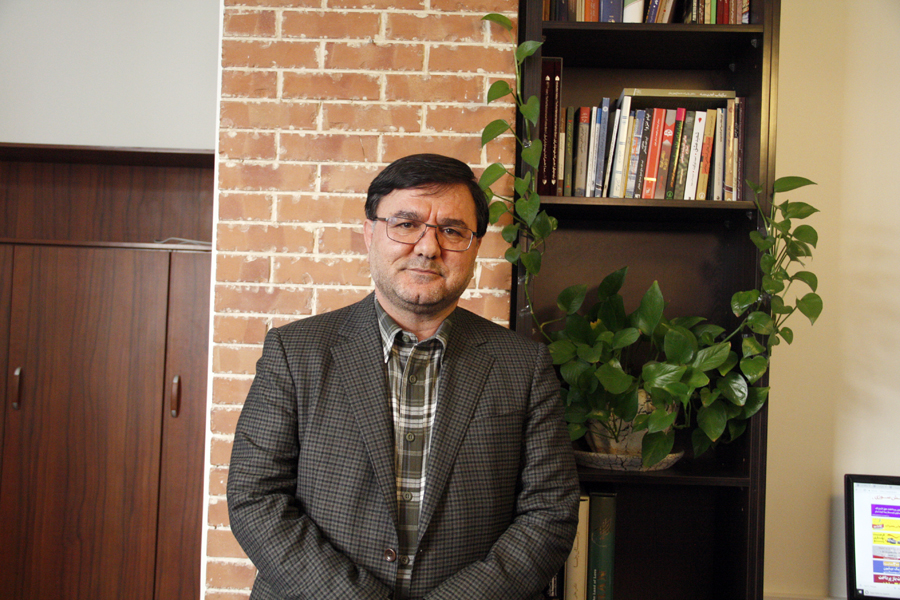 ربیعی انگیزه لازم برای اداره وزارت کار را ندارد/ امضای طرح استیضاح برای معامله نیست/ پای طرح سوال از رئیس جمهور هستیم ربیعی انگیزه لازم برای اداره وزارت کار را ندارد/ امضای طرح استیضاح برای معامله نیست/ پای طرح سوال از رئیس جمهور هستیم