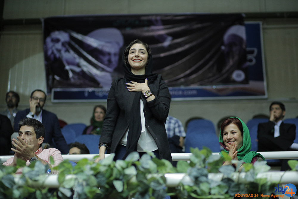 گردهمایی بزرگ حامیان روحانی در همایش تغییرات ملموس (تصاویر) گردهمایی بزرگ حامیان روحانی در همایش تغییرات ملموس (تصاویر)