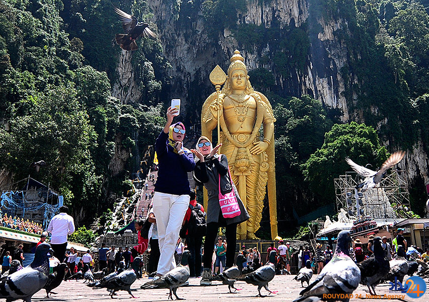 از نمایشگاه تسلیحات در عربستان تا رودخانه آلوده جمنا در هند