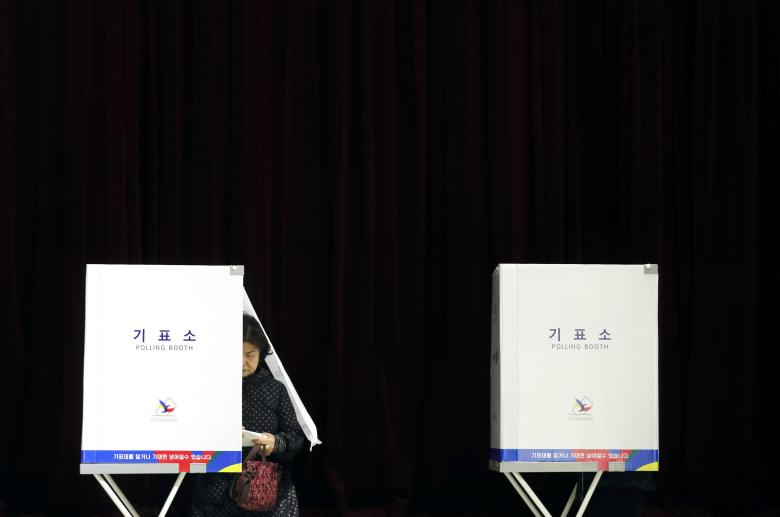 از اعتراض زباله جمع کن‌ها در یمن تا اعتراض مردم در ونزوئلا