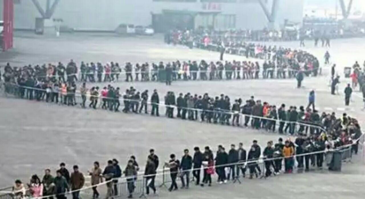 مناظره سوم در شبکه‌های اجتماعی چگونه دنبال شد؟