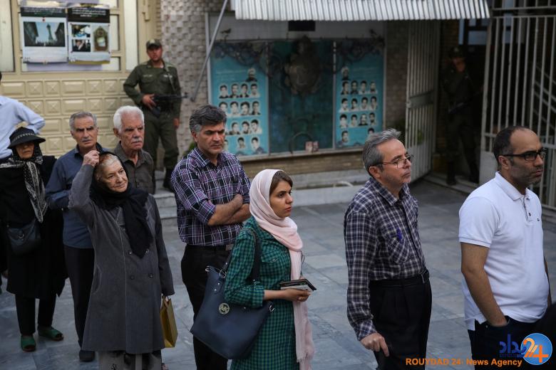 گزارش رویترز از حضور مردم ایران پای صندوق رأی