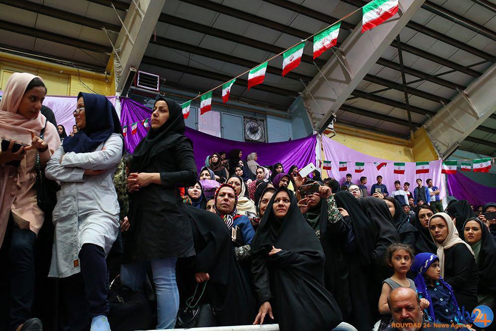 سفر روحانی به قزوین (تصاویر)