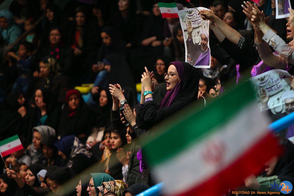 سفر روحانی به قزوین (تصاویر)