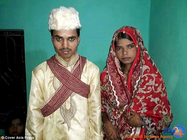 دختر هندی در یک روز 2 بار ازدواج کرد/ مردم سر داماد را تراشیدند (تصاویر)
