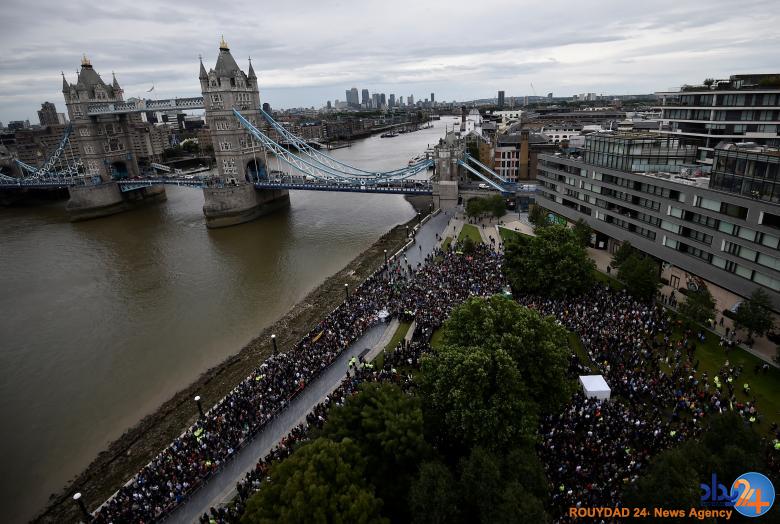 از زیدان روی دستان مادریدی‌ها تا ترودو در رودخانه نیاگارا