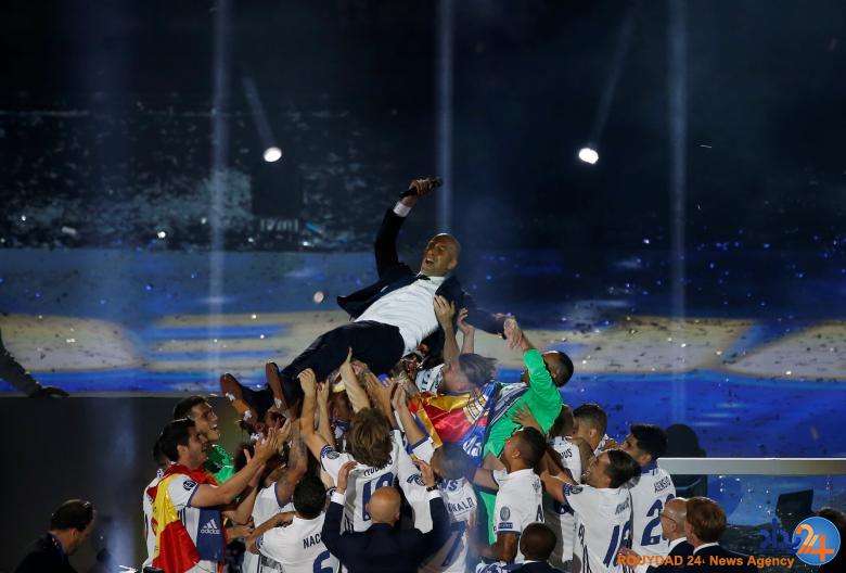 از زیدان روی دستان مادریدی‌ها تا ترودو در رودخانه نیاگارا