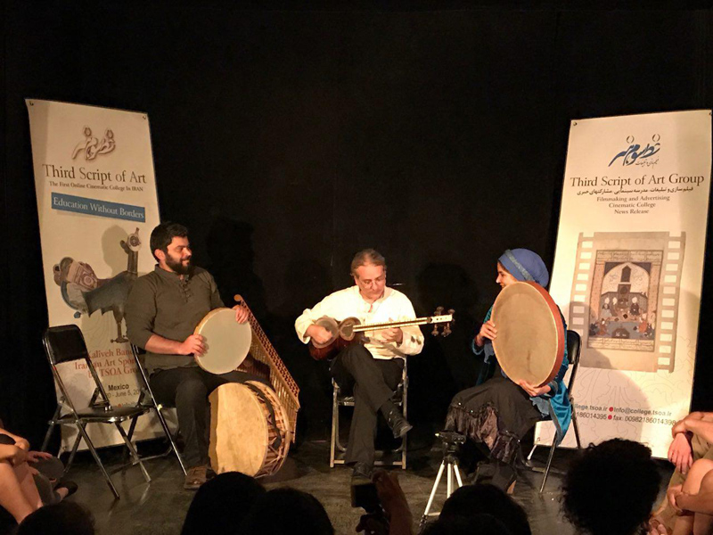 استقبال مکزیکیها از گروه موسیقی ایرانی استقبال مکزیکیها از گروه موسیقی ایرانی