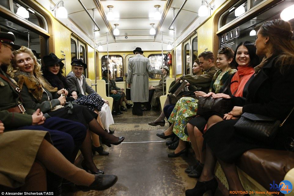 مسافران مترو مردم را به شوروی ماقبل جنگ جهانی دوم بردند (تصاویر)