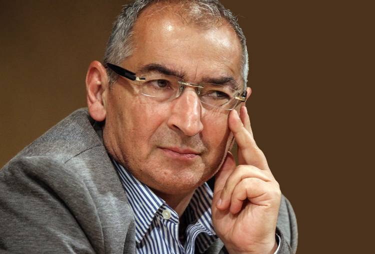 دولت به زمین و زمان بدهکار است/ بخشی از نوسانات ارزی ناشی از احتمال خروج آمریکا از برجام است دولت به زمین و زمان بدهکار است/ بخشی از نوسانات ارزی ناشی از احتمال خروج آمریکا از برجام است
